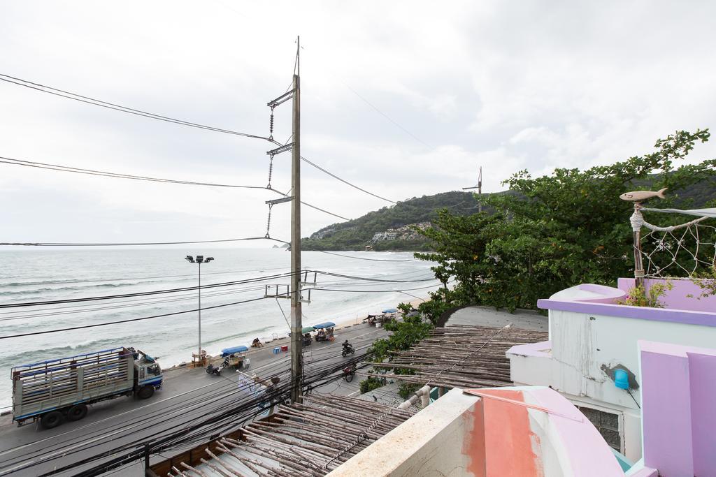 Barefoot Hotel Kalim Beach Front Patong Екстер'єр фото