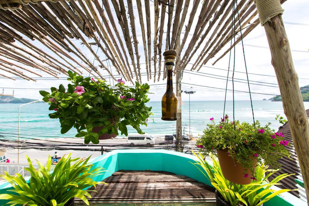 Barefoot Hotel Kalim Beach Front Patong Екстер'єр фото