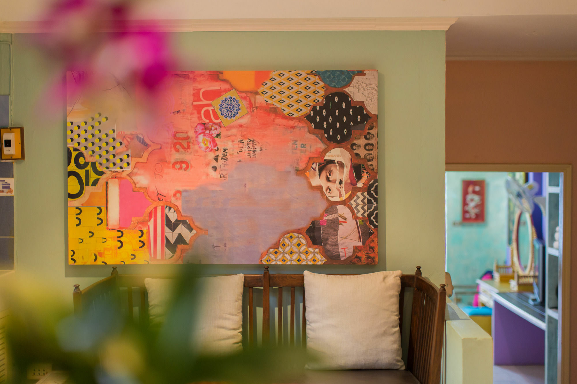 Barefoot Hotel Kalim Beach Front Patong Екстер'єр фото